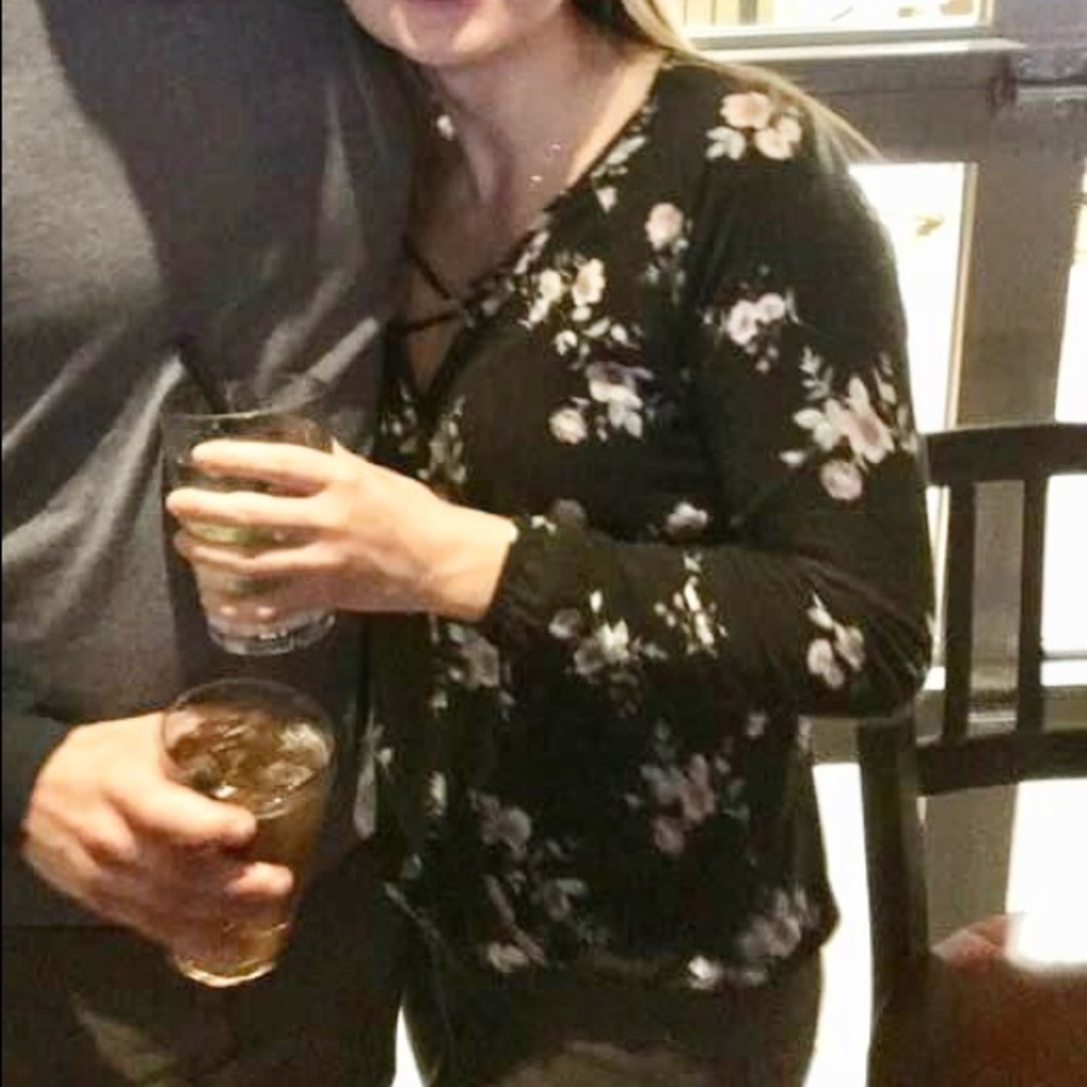 Full Tilt Tilly’s Long Sleeve Floral Shirt - Picture 2 of 4